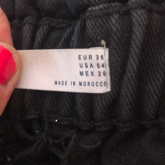 Zara denim shorts‼️ *buy one get one free♥️ - Picture 2 of 3